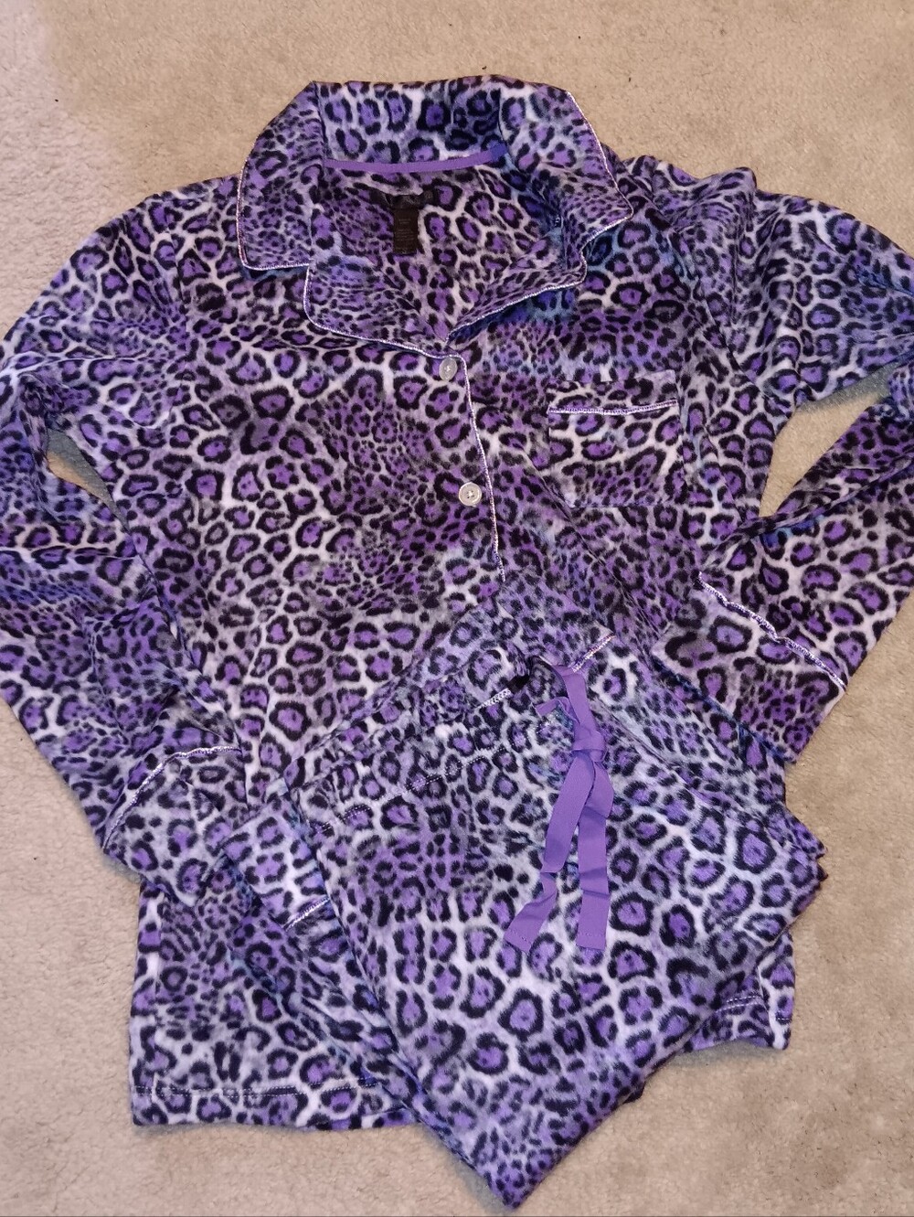 Layla 2-Piece Purple Leopard Print Soft Fleece Pajama Set Size Small